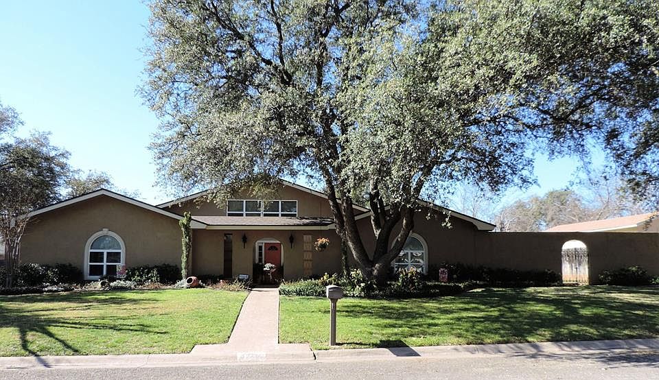1st image of 3301 Sierra Ct