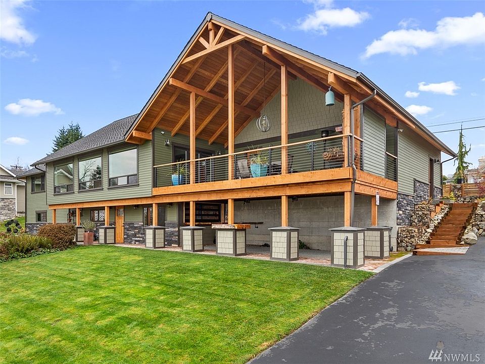 1st image of 4428 67th Ave NE