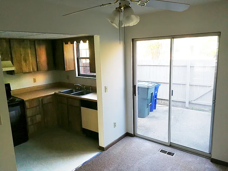 1315 Palmer House Ct — Photo 15