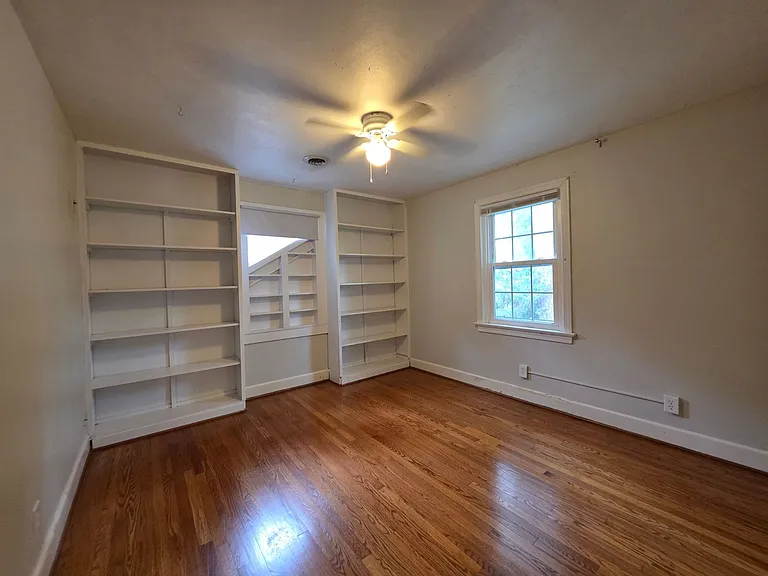 208 Regent Rd — Photo 25