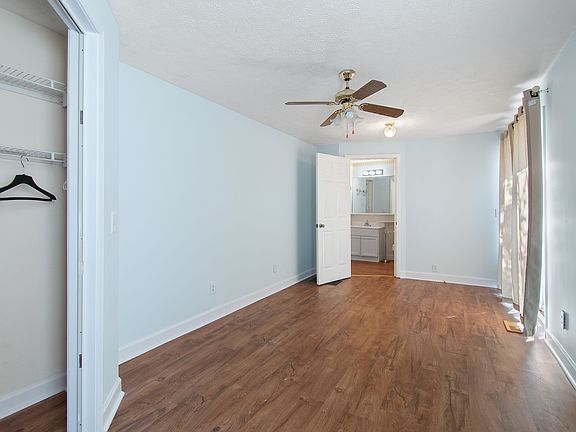 2nd image of 202 NE 66th St