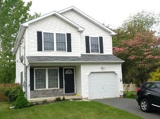 1540 Ravena St, Bethlehem, PA 18015