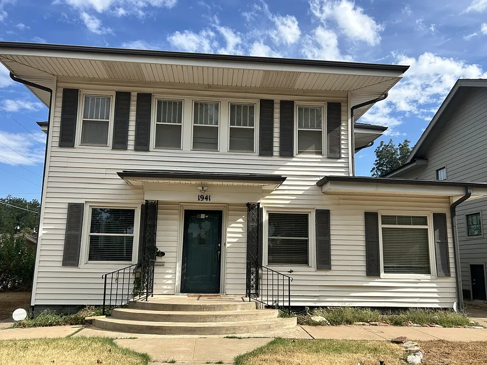 1941 NW 17th St