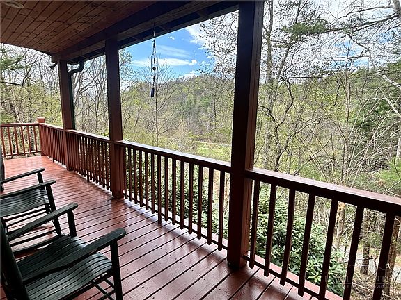 4th image of 150 Turkey Ridge S