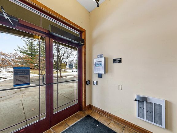 2nd image of 2530 E 34th St APT 112