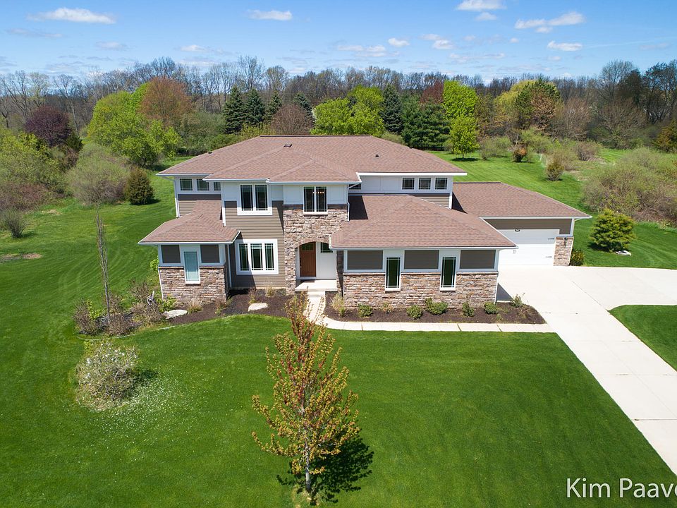 1st image of 7667 Rodao Dr SE