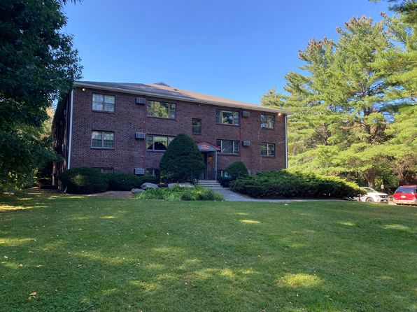 35 Swanson Ct APT 32D