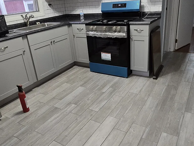 93 Stuyvesant Ave #2 — Photo 1