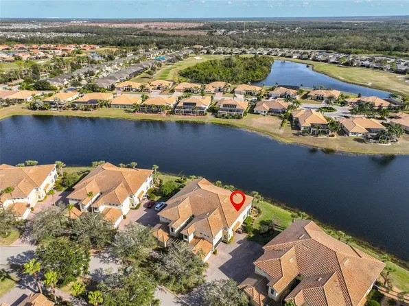 1348 Emerald Dunes Dr, Sun City Center, FL 33573