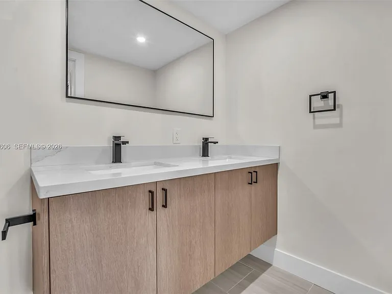 2065 S Ocean Dr #Townhouse 1 — Photo 37