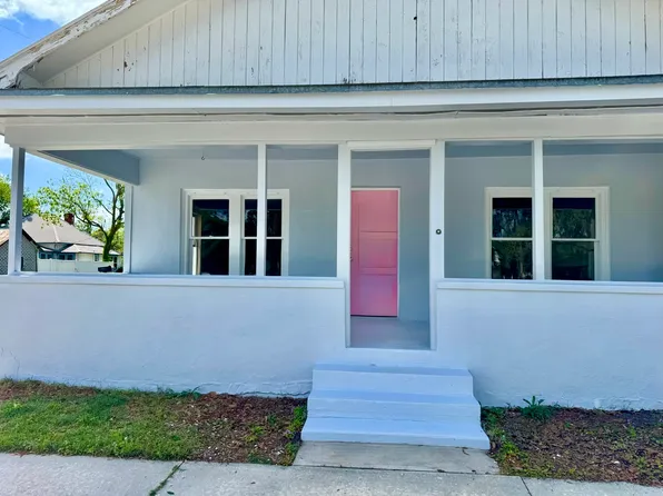 202 Jenkins Ave NW, Branford, FL 32008