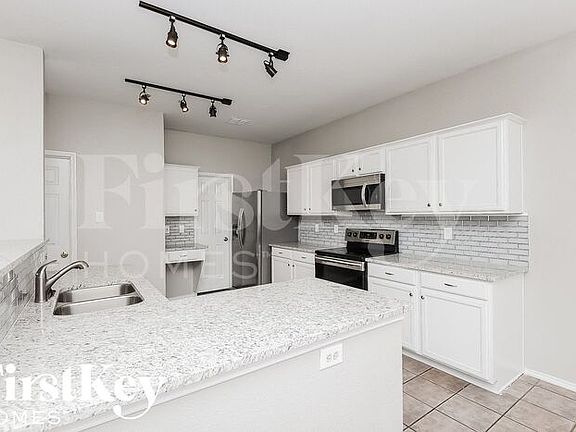 5th image of 9129 Belvedere Dr