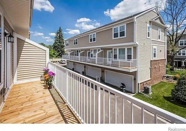 3070 Kilmer Dr — Photo 22