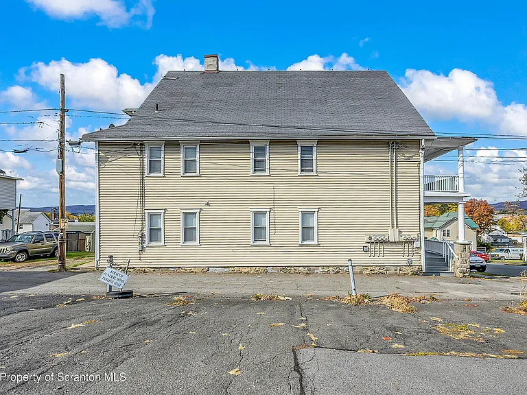 538 Birch St #3 — Photo 17
