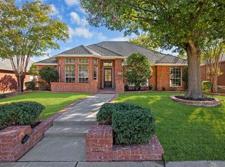 2228 Sky Harbor Dr, Plano, TX 75025