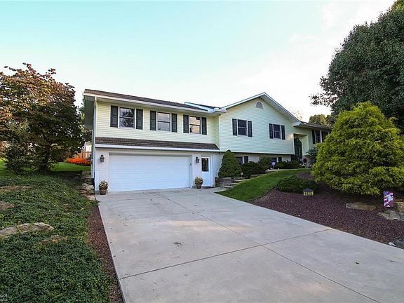 2nd image of 4426 Maria Dr