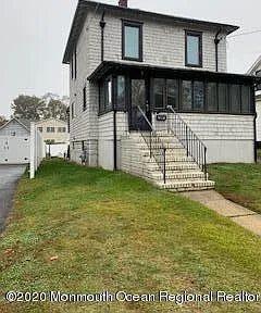 217 Albert Pl — Photo 1