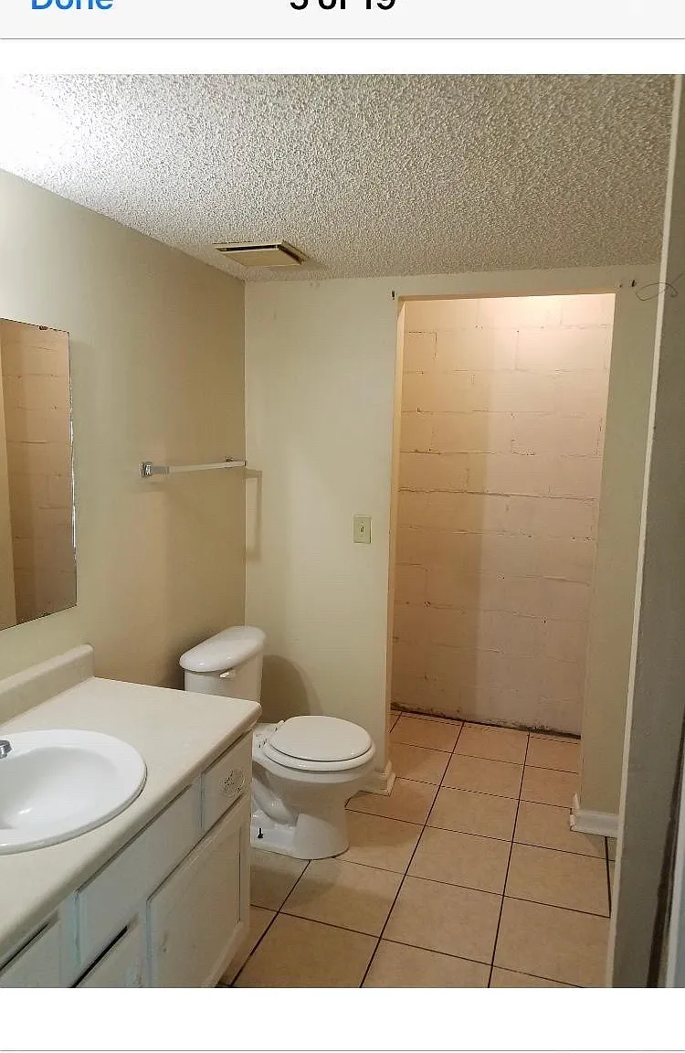 504 McDowell St — Photo 4