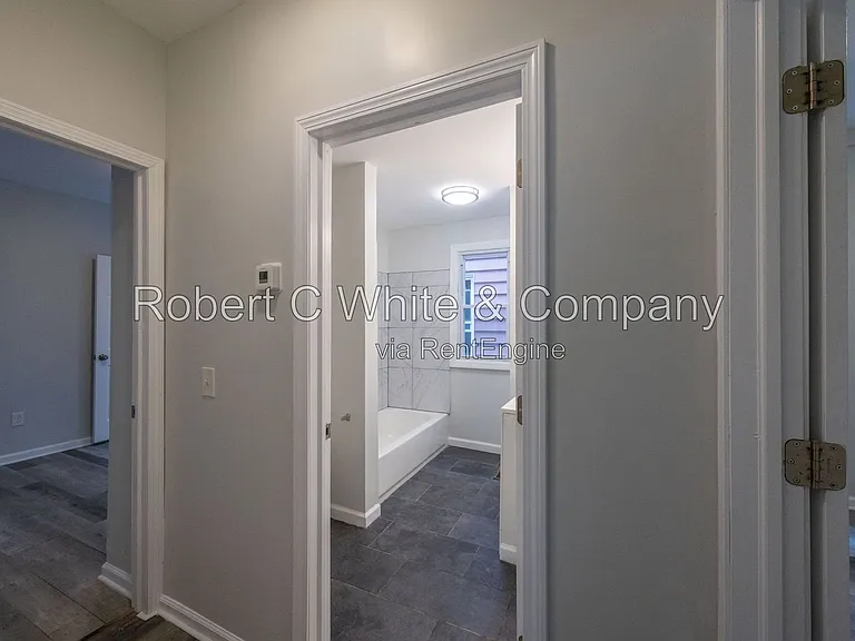 687 Winchester Ave #1 — Photo 7