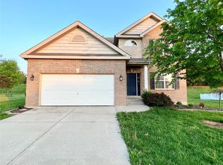 3563 Sky Hawk Dr, Shiloh, IL 62221