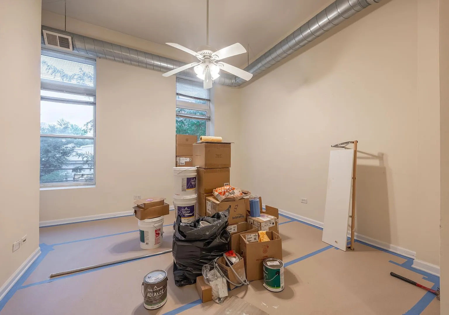 1538 N Milwaukee Ave — Photo 1