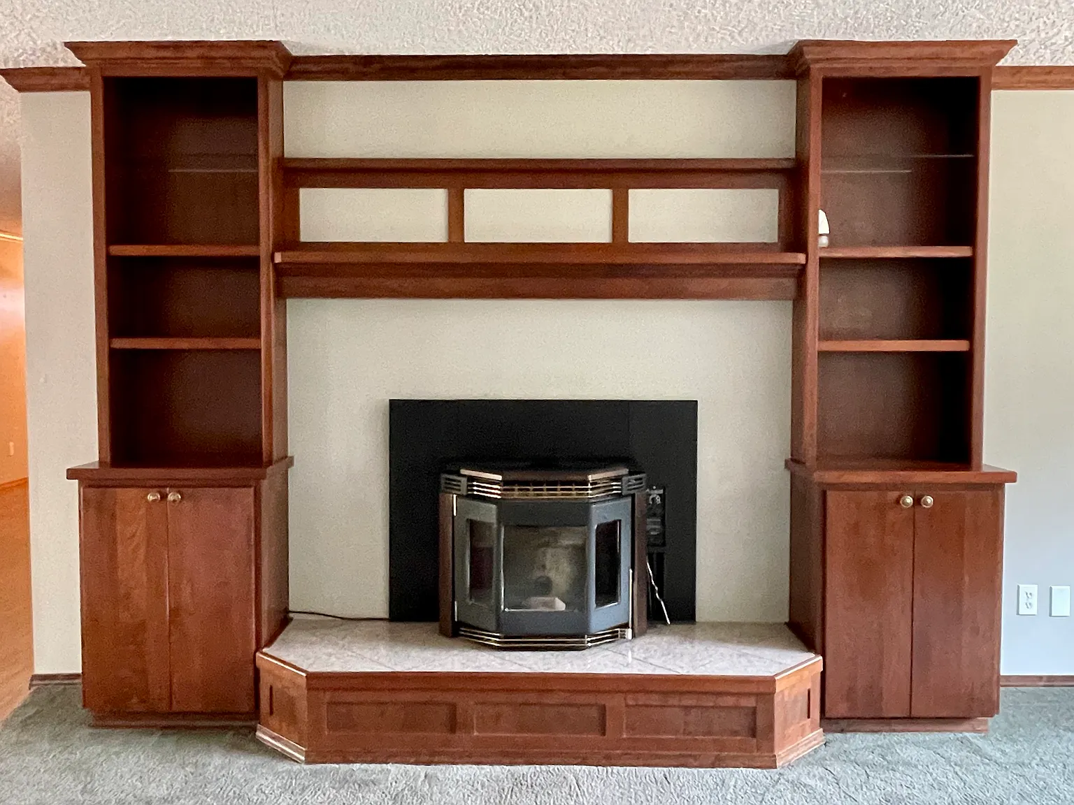 3 bed, 2429 sqft, $3,600 — Photo 4
