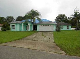 5051 Summer Hill Dr, Zephyrhills, FL 33542