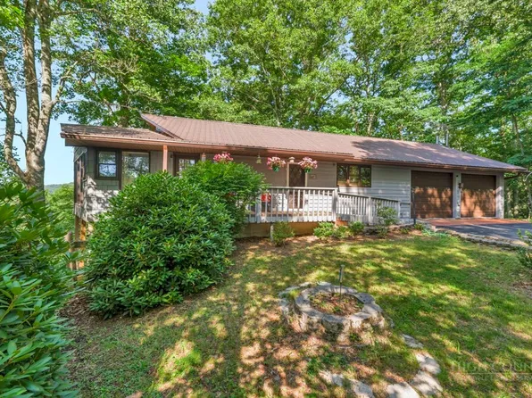 102 Ginger Hollow Road, Newland, NC 28657