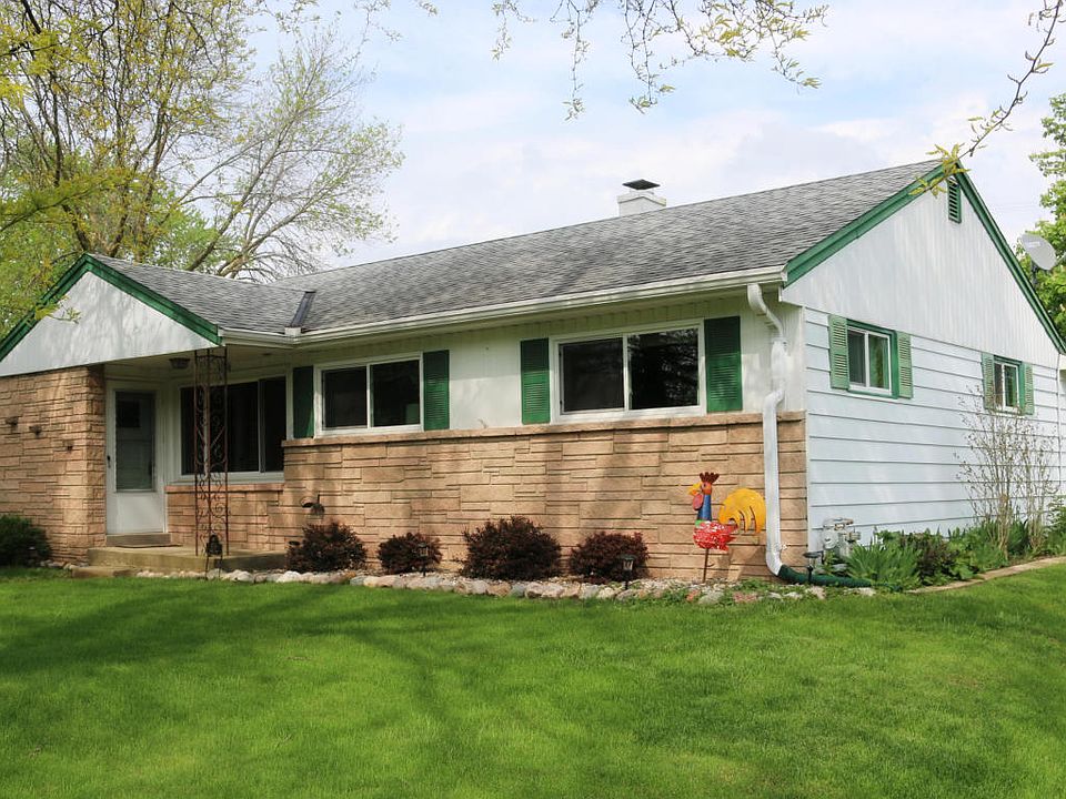 1st image of 8266 N 52nd St