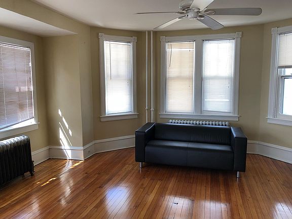 2nd image of 16 W Central Ave