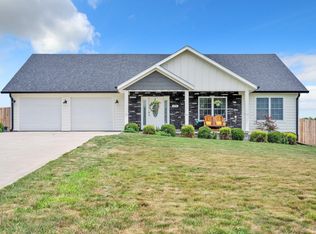 598 Fellowship Dr, Bedford, IN 47421