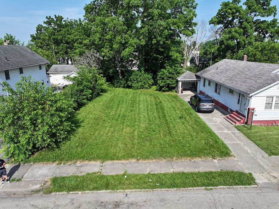 2nd image of 2211 Clifton Ave