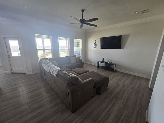 4th image of 6931 Forrest Meadows Dr
