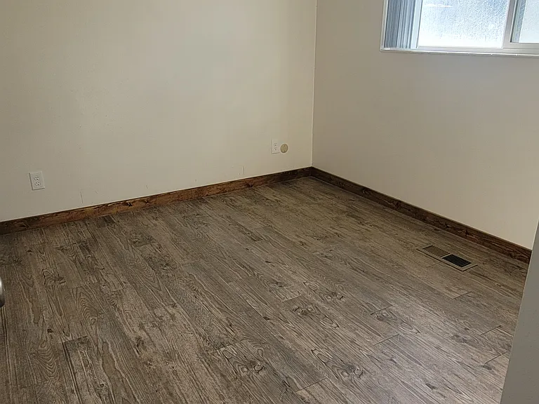 320 Ashland Dr #12 — Photo 5