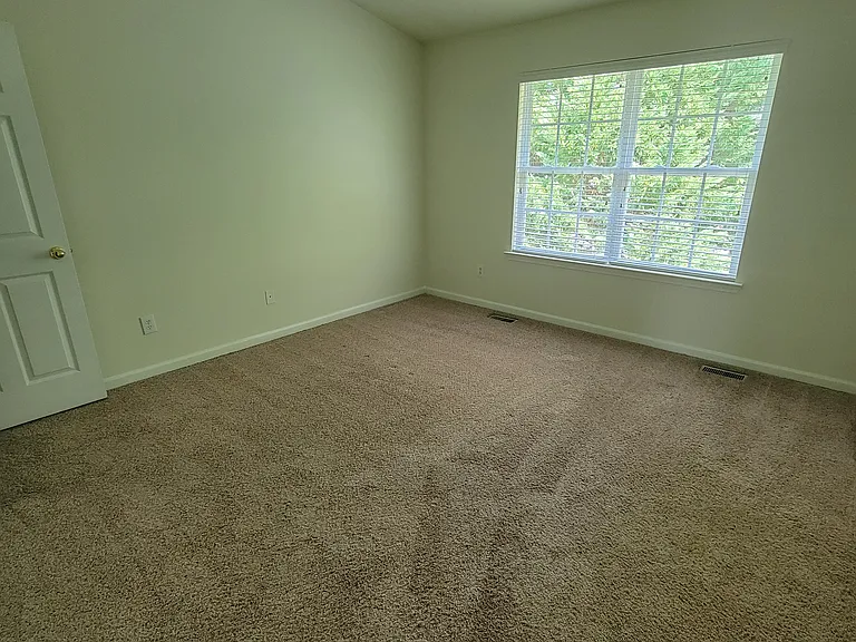 2840 Barrymore St #104 — Photo 12