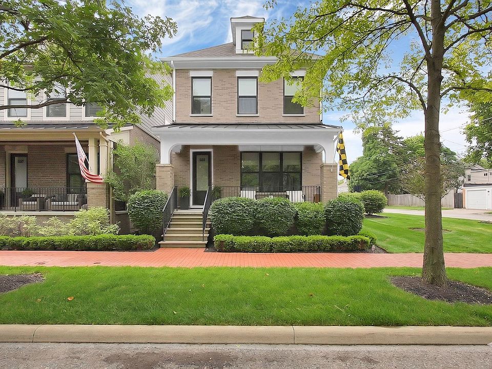 1st image of 969 W 1st Ave