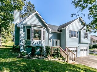 5701 E Emerald Oaks Dr, Acworth, GA 30102