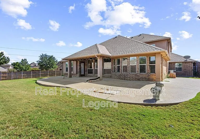 1451 Cedar Hollow Dr — Photo 42