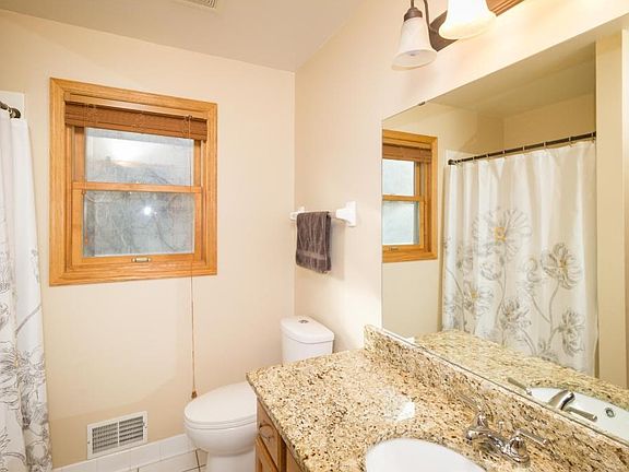 Main floor 3/4 bath.