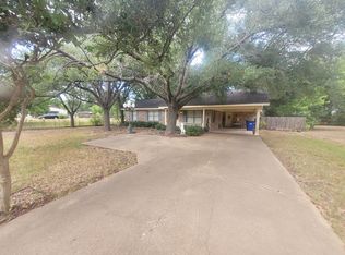 1506 E Bowie Ave, Crockett, TX 75835