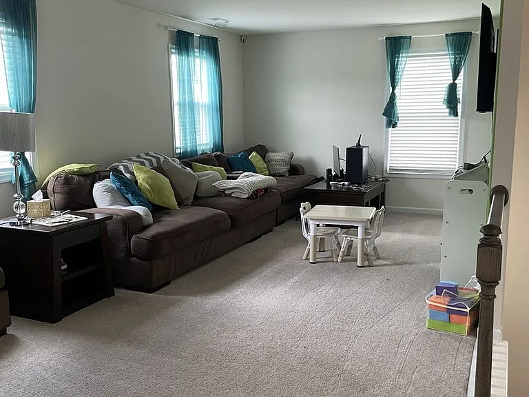 2913 Seven Kings Ct — Photo 25