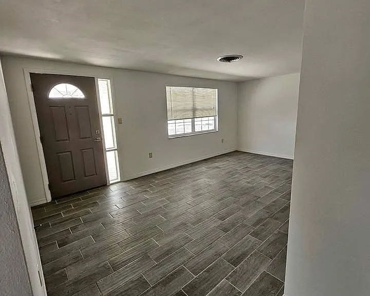4934 Picture Ave — Photo 10