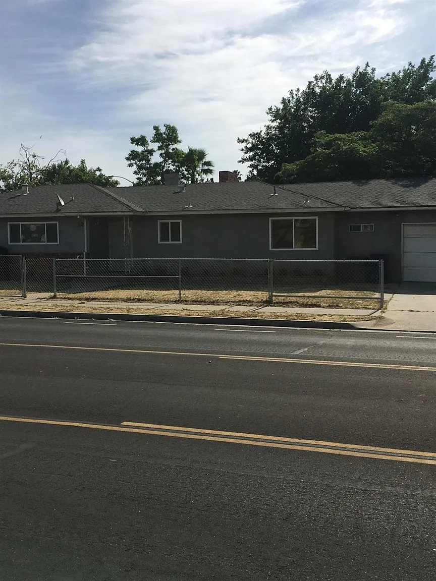 1505 S Thorne Ave photo 1