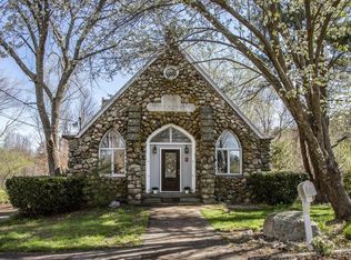 1 Old Pond St, Norfolk, MA 02056