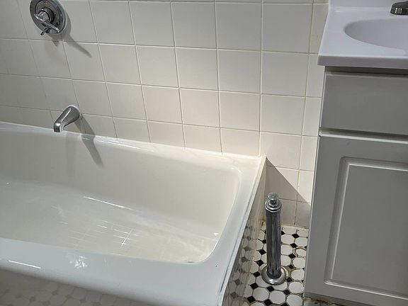 3rd image of 32-56 41st St #3B