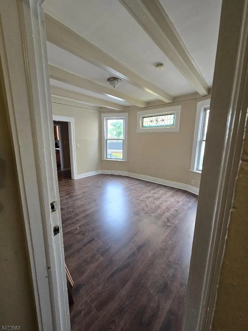 3 bed, 1.0 bath, $2,300 — Photo 4