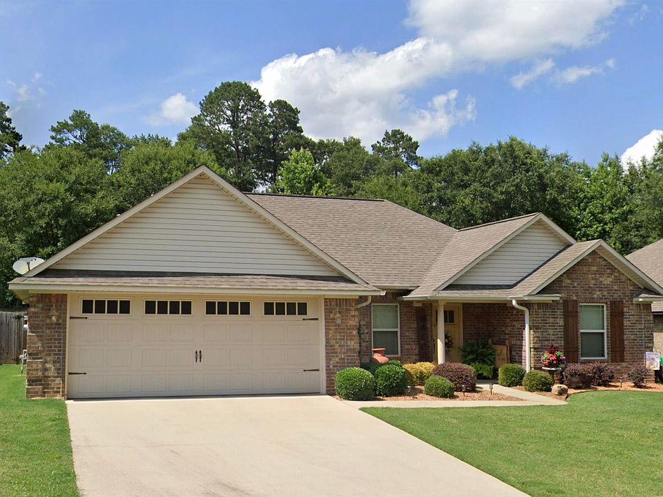 1st image of 3412 Garrett Ln