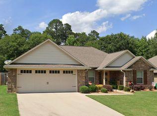 3412 Garrett Ln, Texarkana, TX 75503