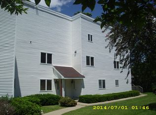 1906 Tracy Dr APT 208, Bloomington, IL 61704