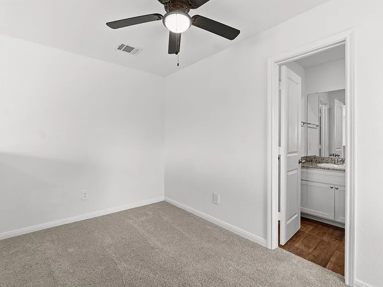 16367 Jasmine Marie Pl — Photo 13